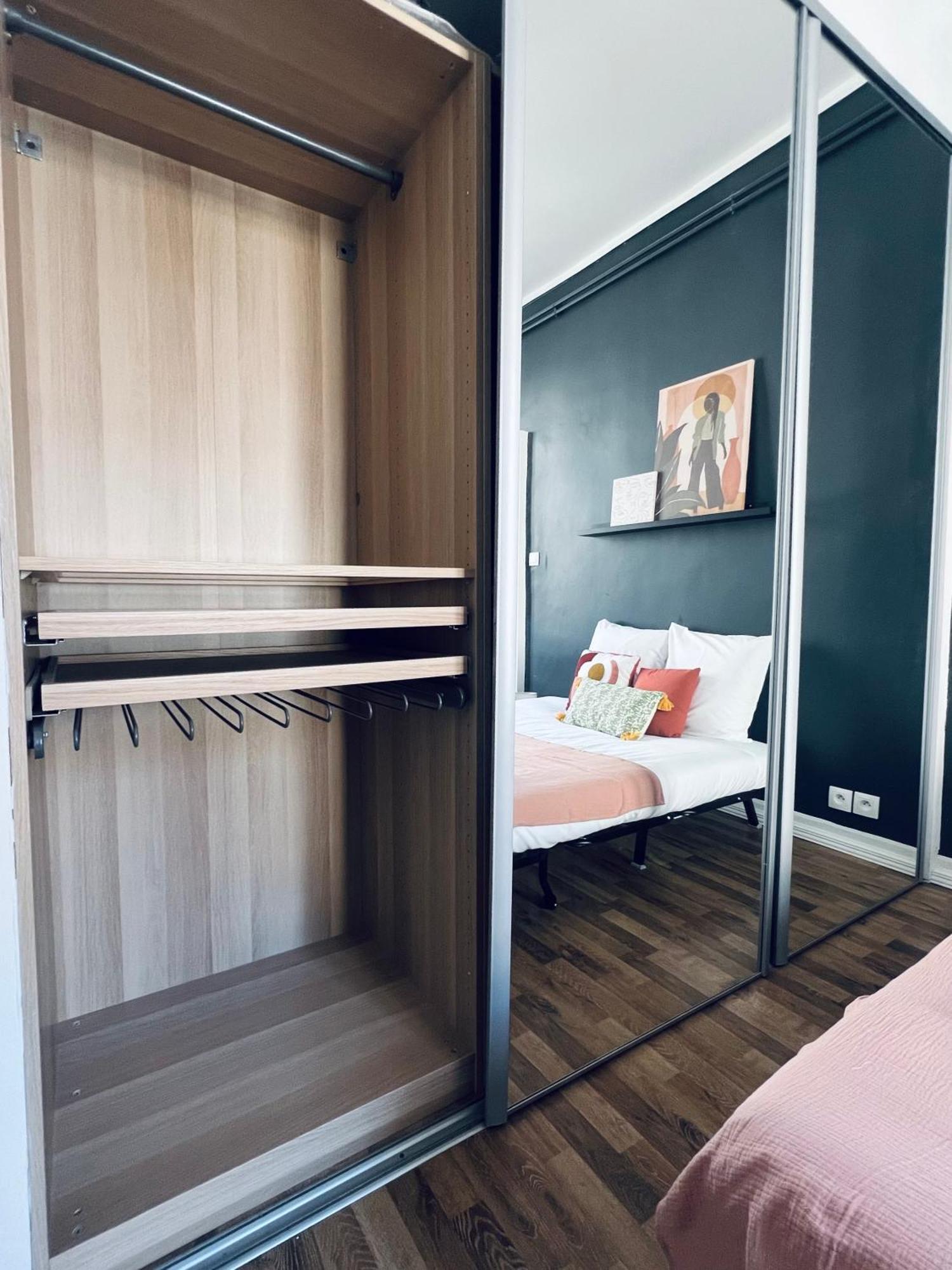 Le General: Prestigious Apartment with Billiards and Private Parking Nevers Exterior photo
